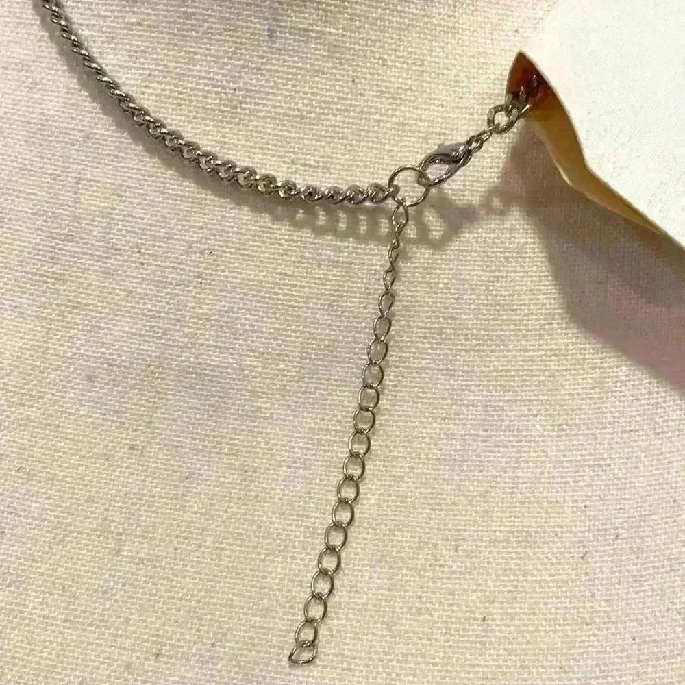 Versona Necklace